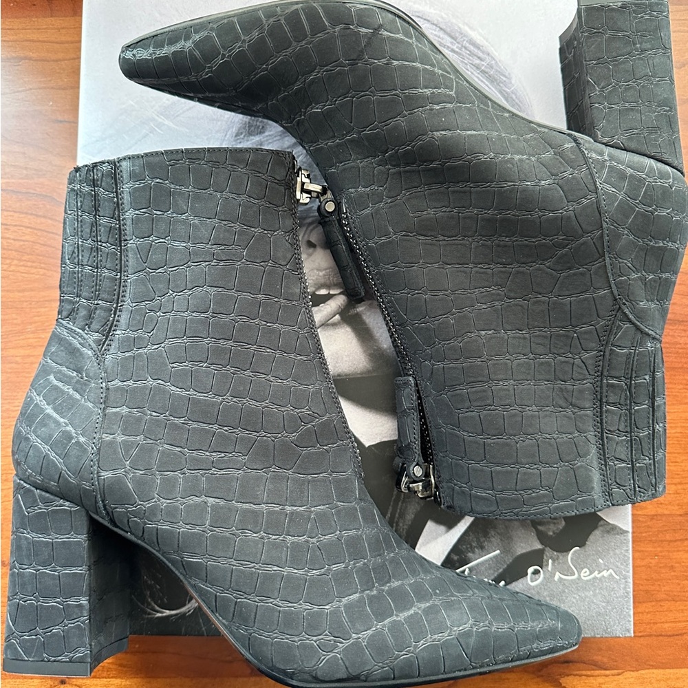 AQUATALIA PRUDENCE FRONT ZIP POINTY WATER RESIST  BLACK CROC LEATHER W9 - Italy